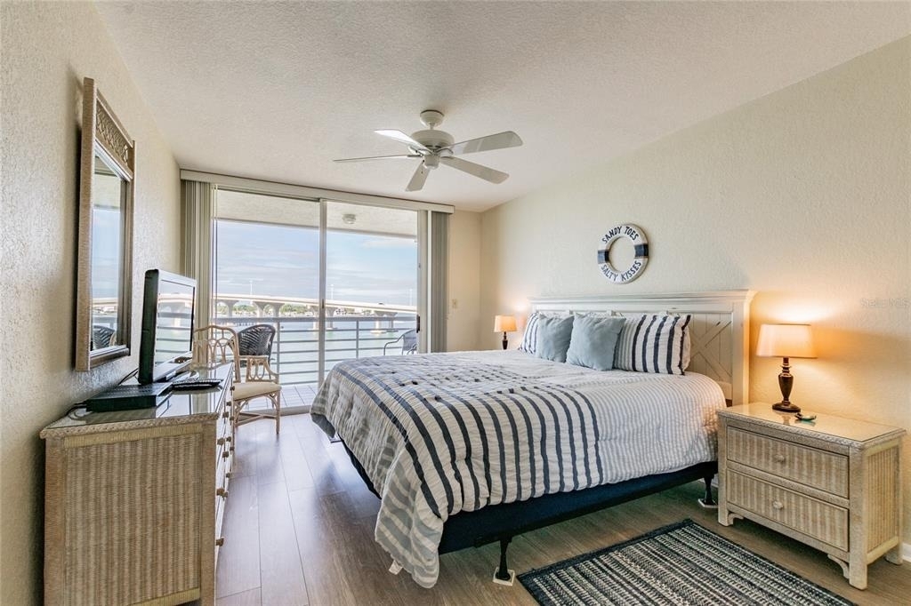 5901 Bahia Del Mar Circle - Photo 14