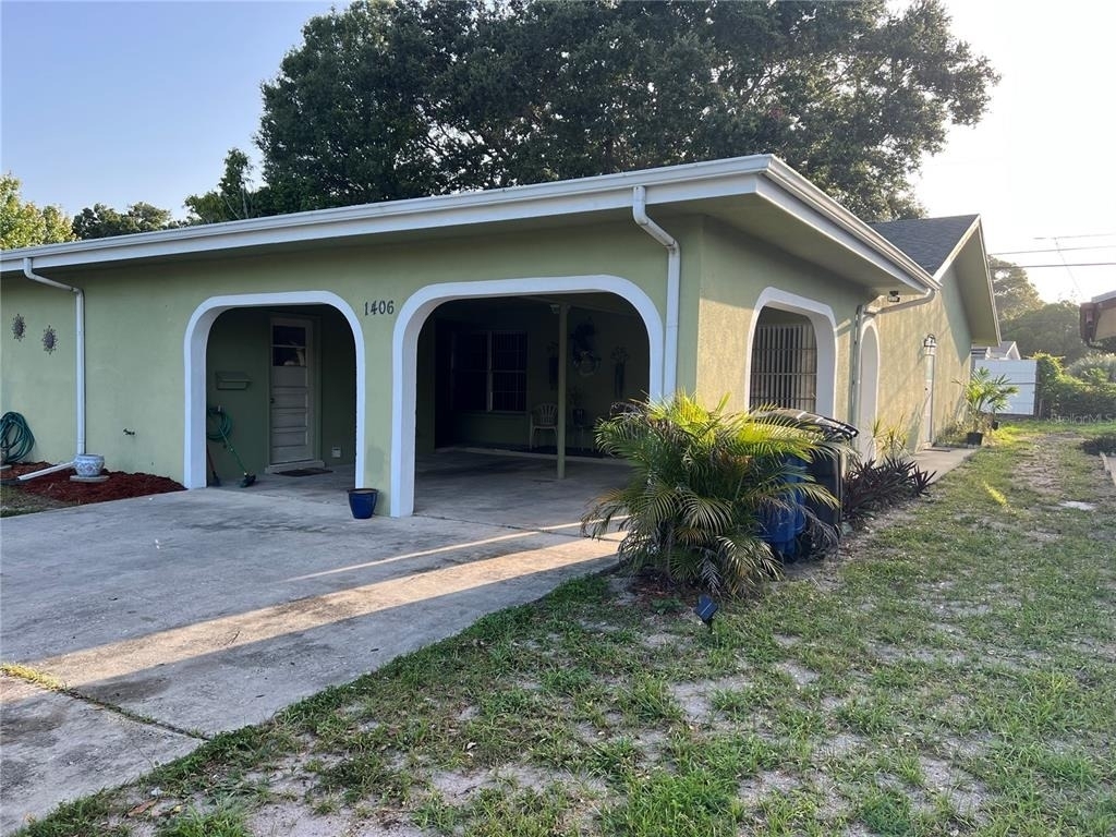 1406 N Saturn Avenue - Photo 1