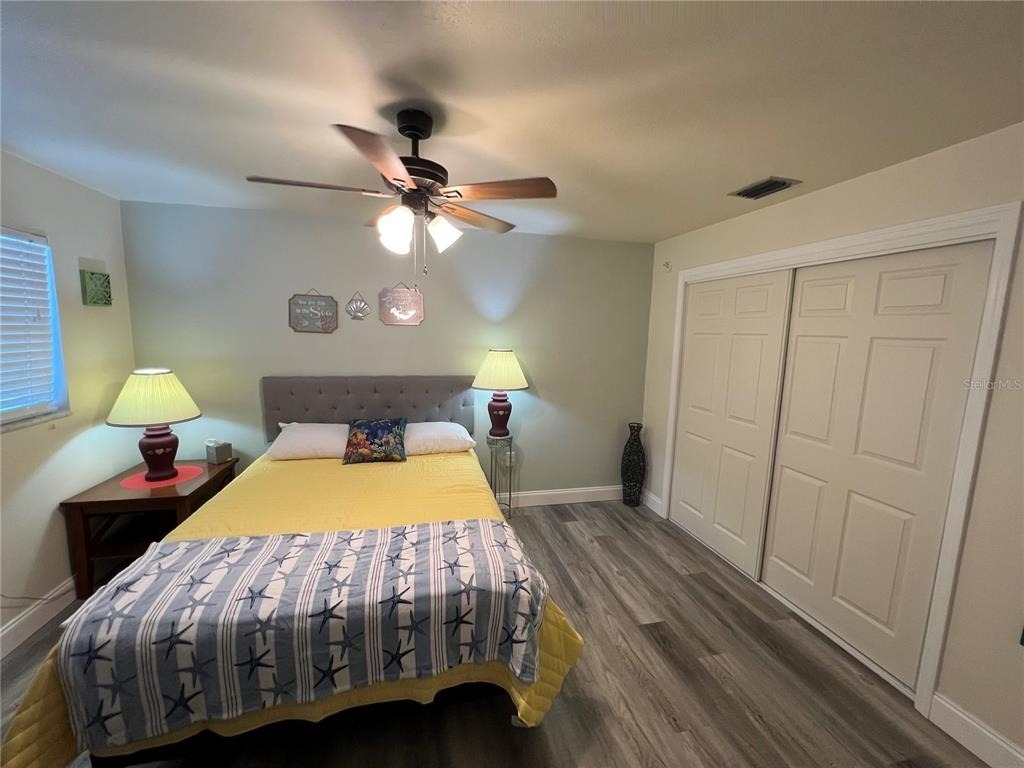 1406 N Saturn Avenue - Photo 14