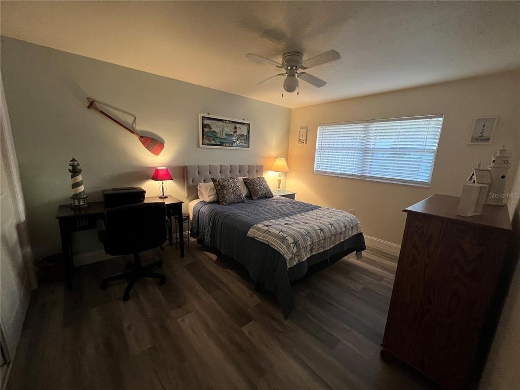 1406 N Saturn Avenue - Photo 20