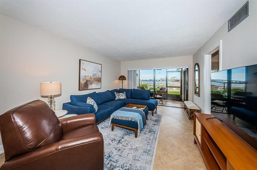 6365 Bahia Del Mar Boulevard - Photo 7