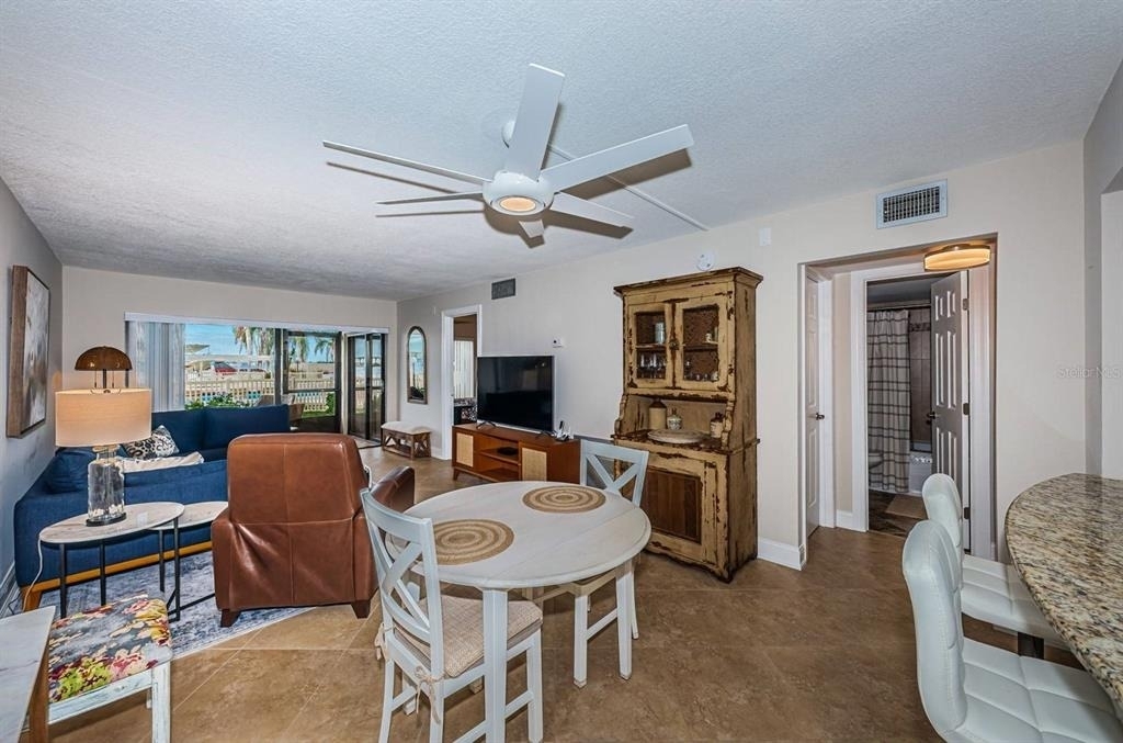6365 Bahia Del Mar Boulevard - Photo 3