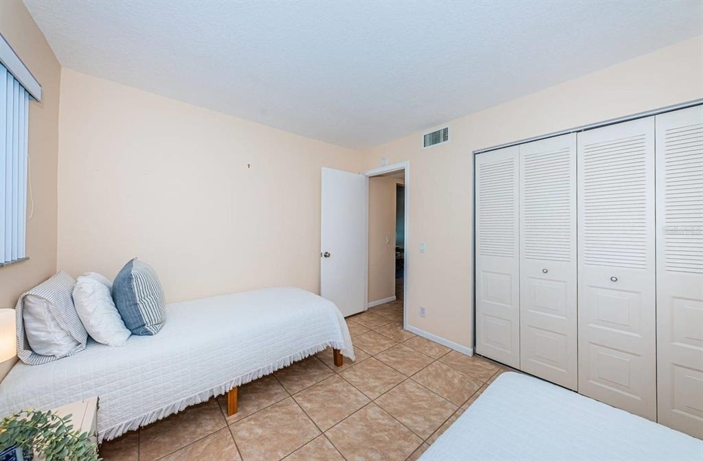 6268 Palma Del Mar Boulevard S - Photo 15