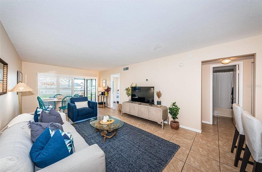 6268 Palma Del Mar Boulevard S - Photo 5