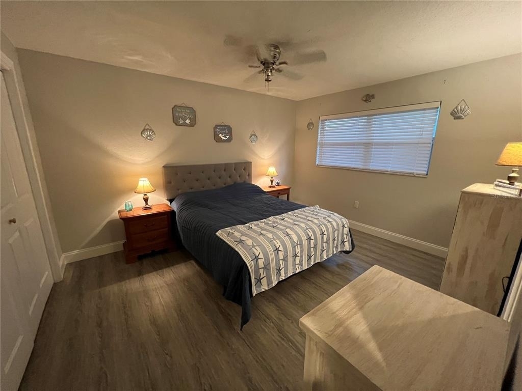 1404 N Saturn Avenue - Photo 11