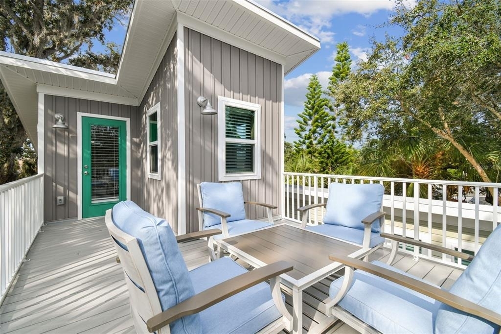 1523 Bayshore Boulevard - Photo 2