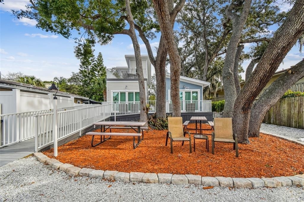 1523 Bayshore Boulevard - Photo 44