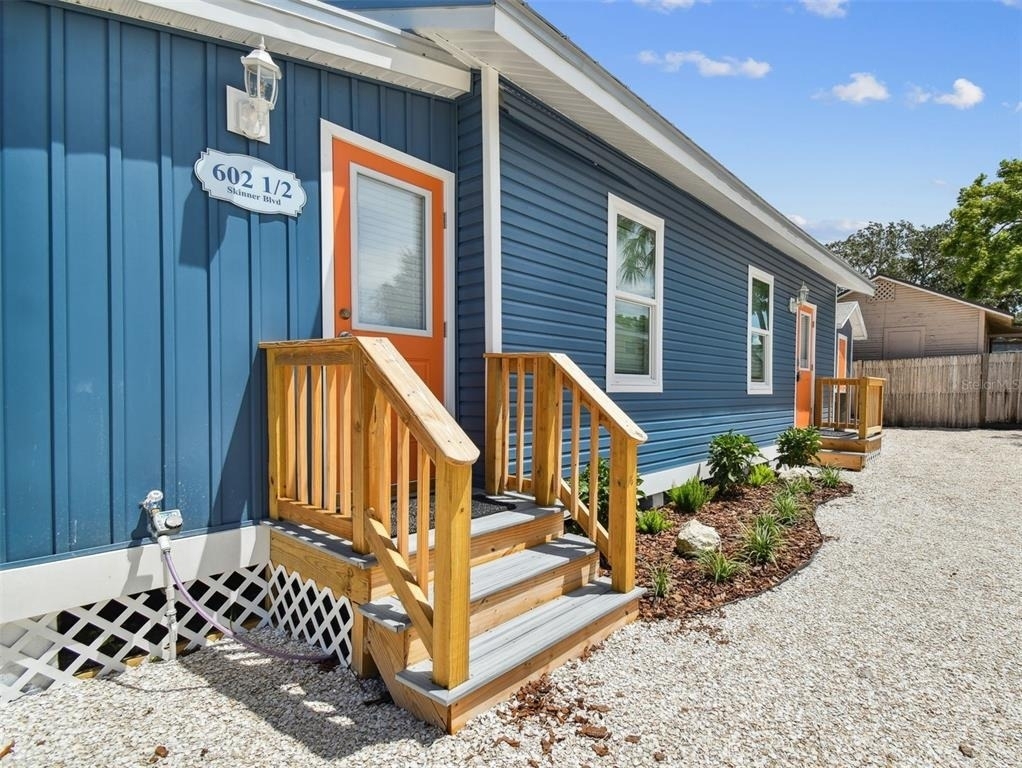 602 1/2 Skinner Boulevard - Photo 24