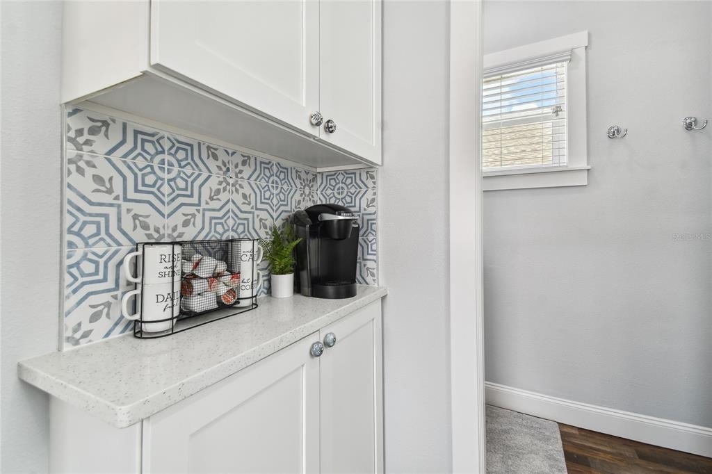 602 1/2 Skinner Boulevard - Photo 4
