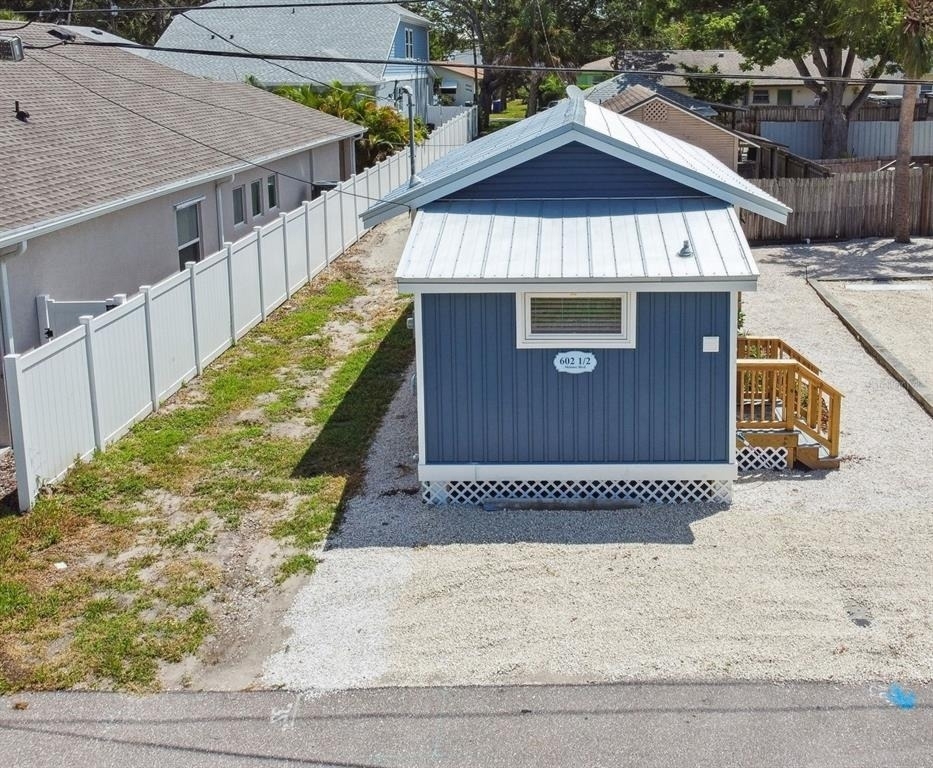 602 1/2 Skinner Boulevard - Photo 26
