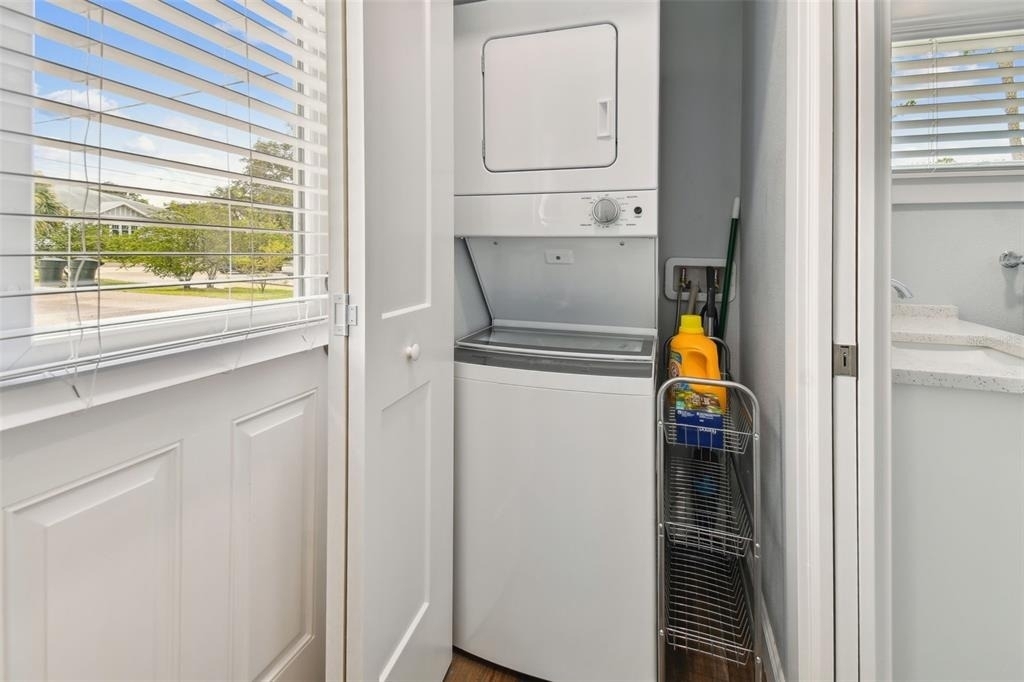602 1/2 Skinner Boulevard - Photo 21