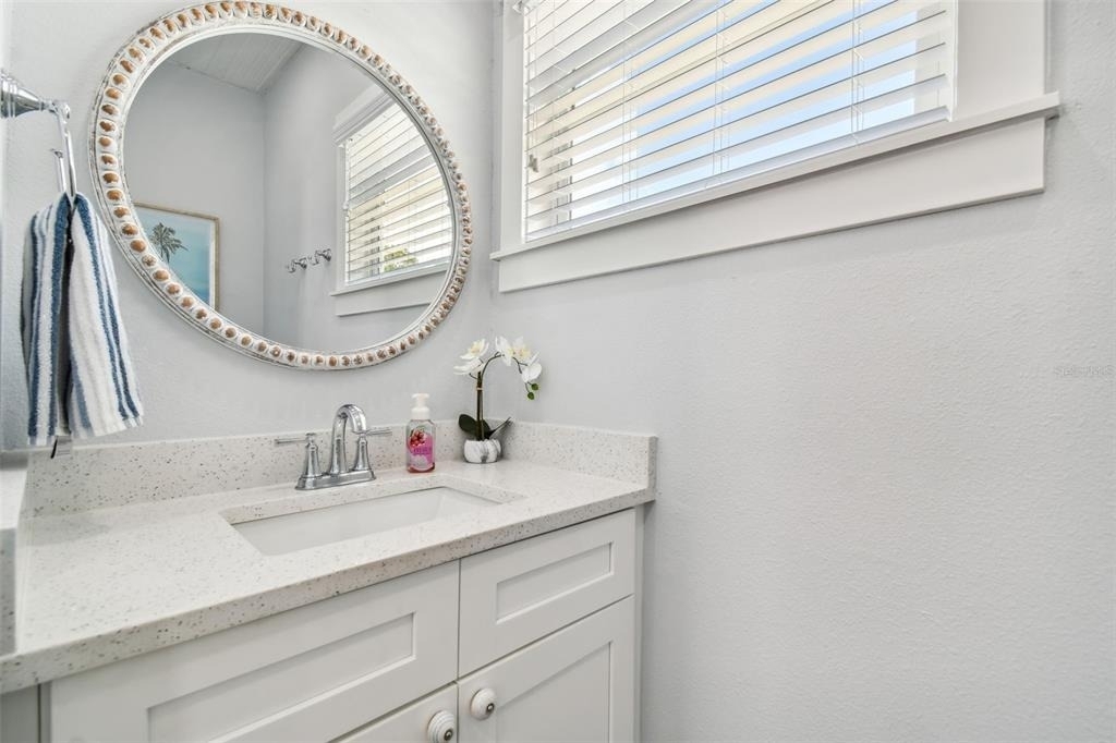 602 1/2 Skinner Boulevard - Photo 7