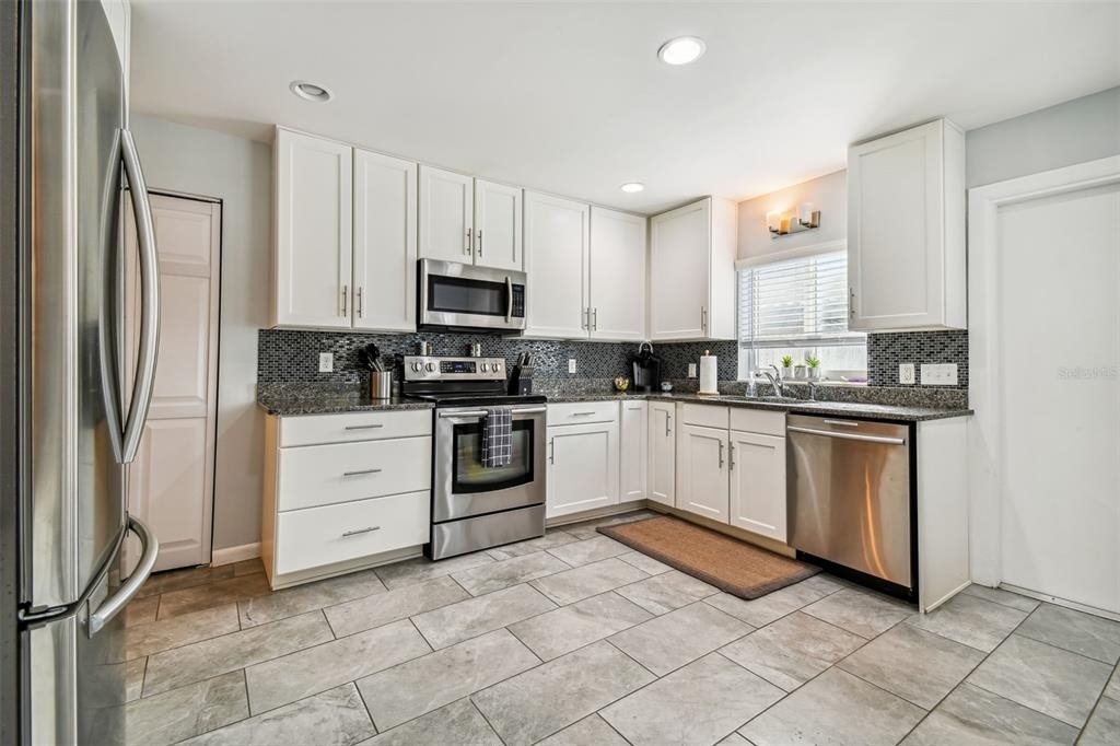 1523 Bayshore Boulevard - Photo 4