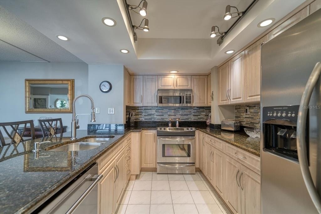 450 S Gulfview Boulevard - Photo 7