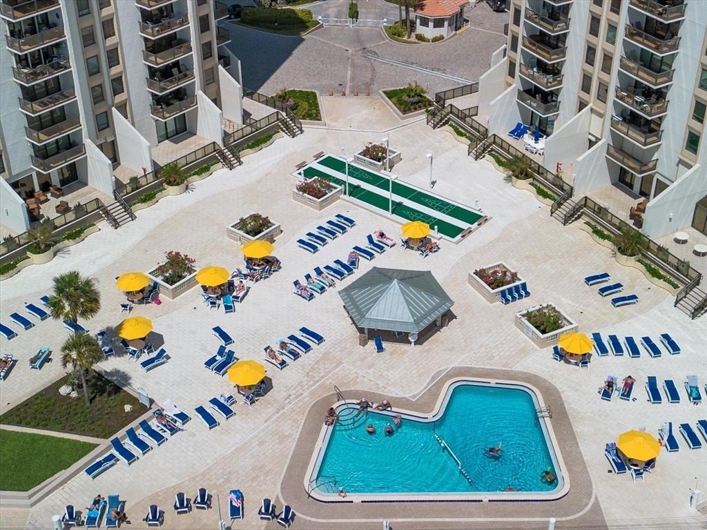 450 S Gulfview Boulevard - Photo 2
