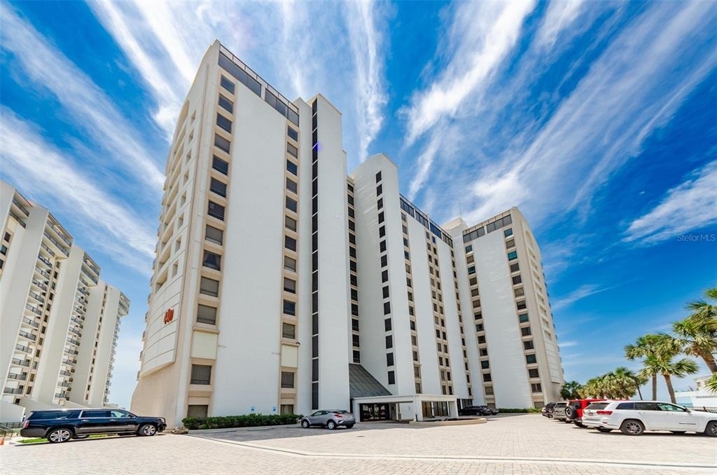 450 S Gulfview Boulevard - Photo 0