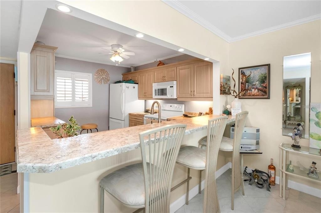 868 Bayway Boulevard - Photo 17