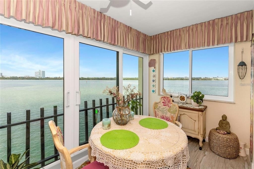 868 Bayway Boulevard - Photo 23