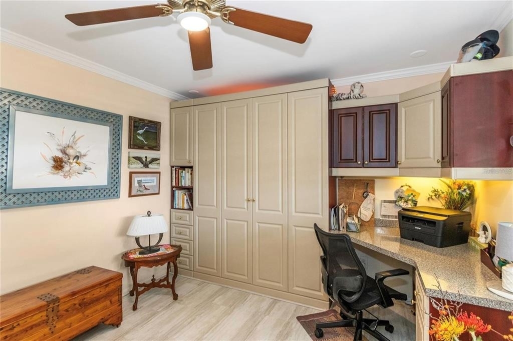 868 Bayway Boulevard - Photo 27