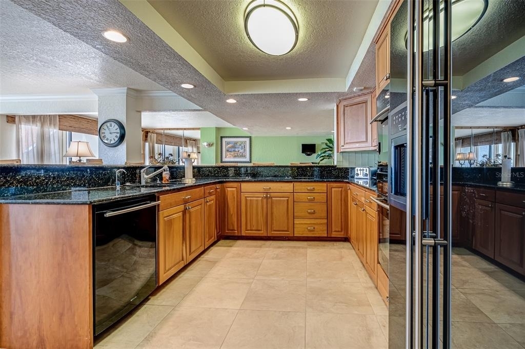 450 S Gulfview Boulevard - Photo 15