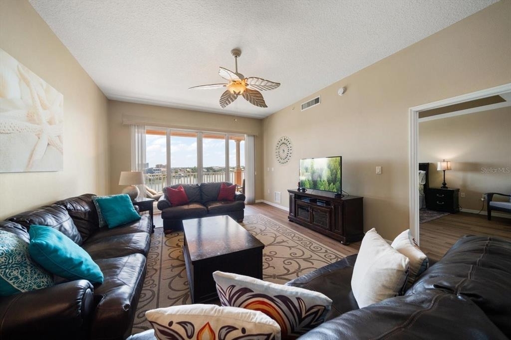530 S Gulfview Boulevard - Photo 13