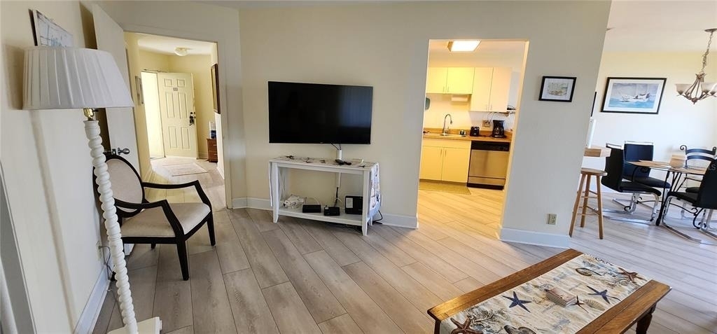 1515 Pinellas Bayway S - Photo 10