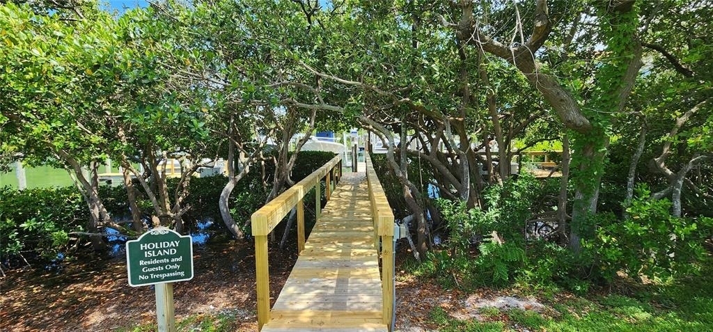 1515 Pinellas Bayway S - Photo 29