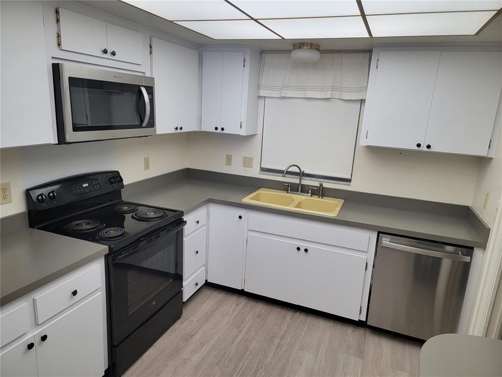4950 Gulf Boulevard - Photo 9