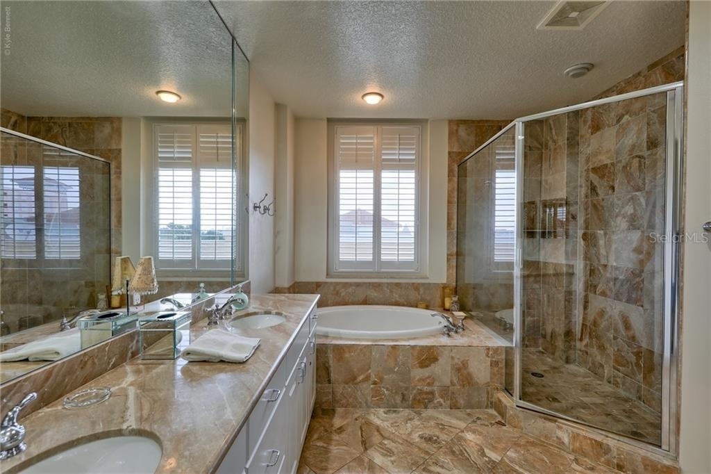 10 Papaya Street - Photo 14