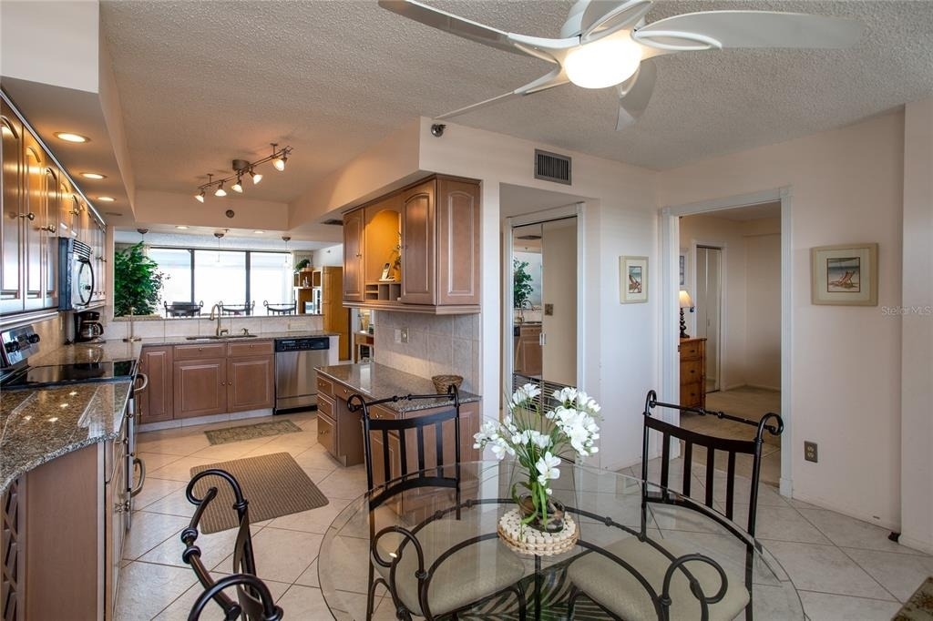 17940 Gulf Boulevard - Photo 11