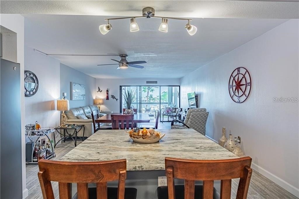 800 S Gulfview Boulevard - Photo 4