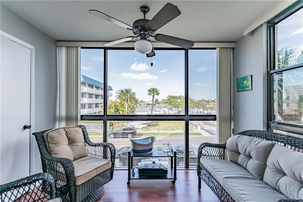 800 S Gulfview Boulevard - Photo 11