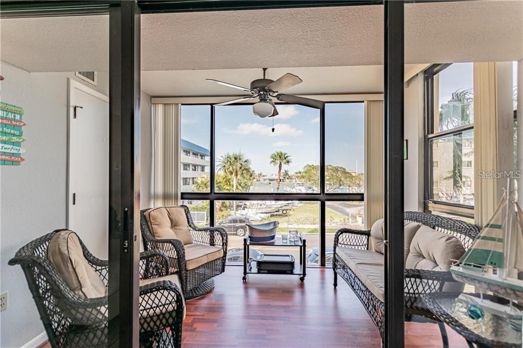 800 S Gulfview Boulevard - Photo 9