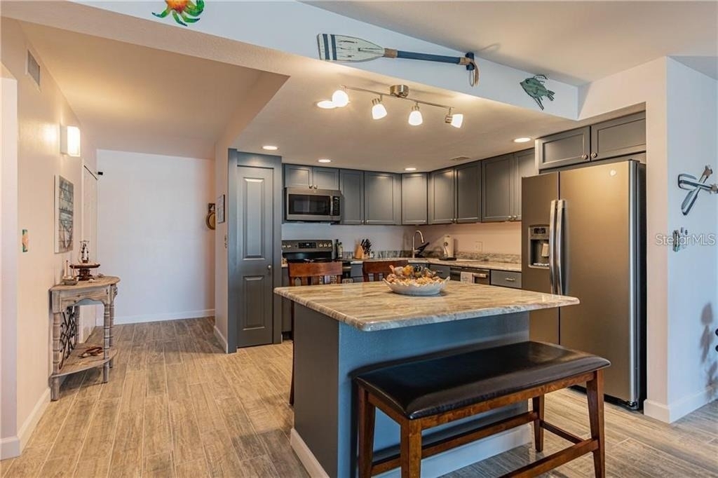 800 S Gulfview Boulevard - Photo 7