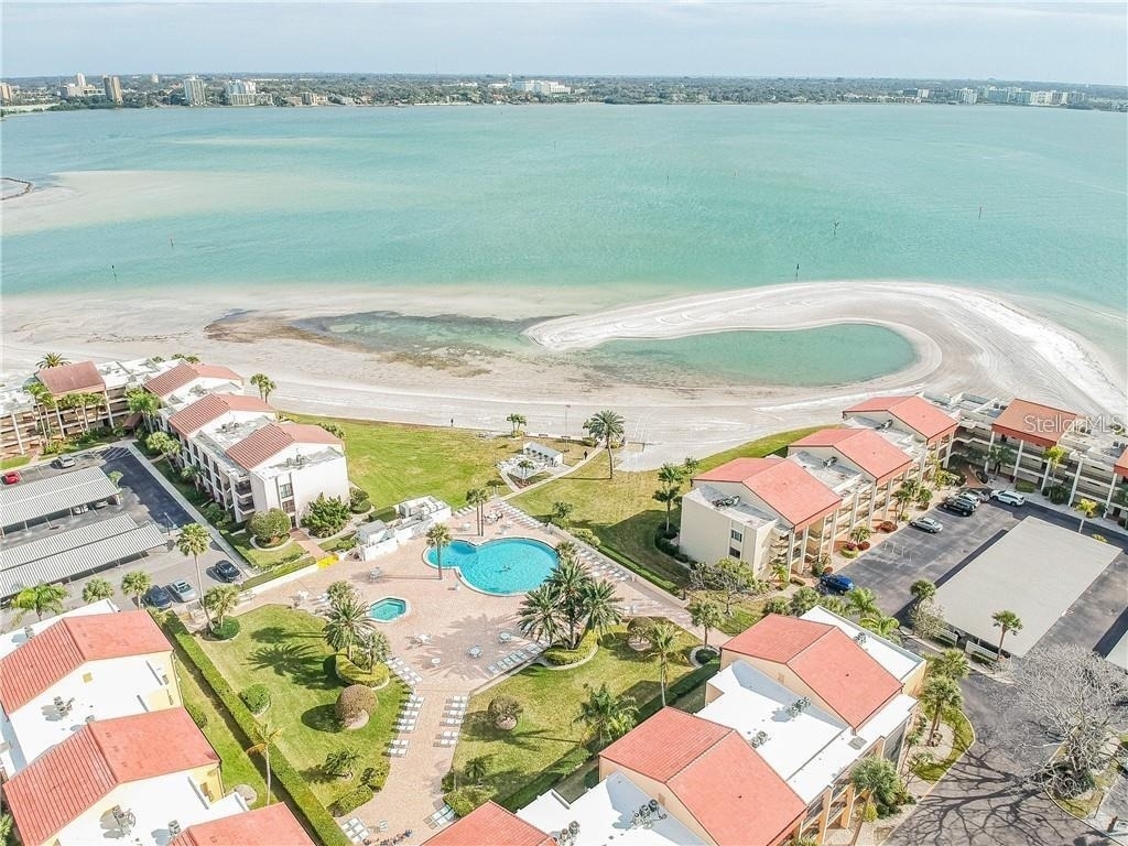 800 S Gulfview Boulevard - Photo 1