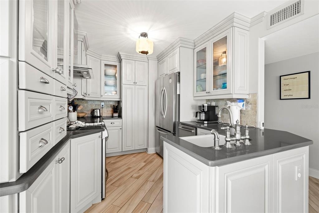 200 1st Avenue - Photo 12