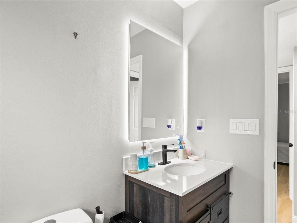 8303 Bardmoor Boulevard - Photo 16