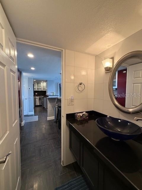880 Mandalay Avenue - Photo 22