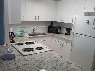 880 Mandalay Avenue - Photo 25