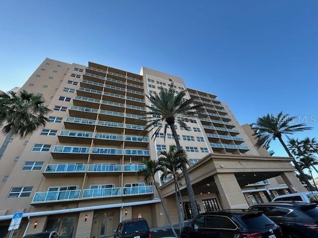 880 Mandalay Avenue - Photo 5