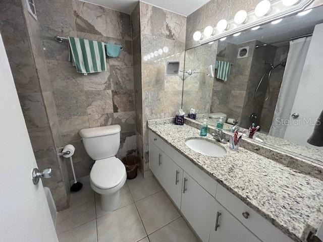 880 Mandalay Avenue - Photo 31