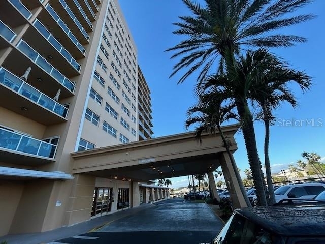 880 Mandalay Avenue - Photo 4