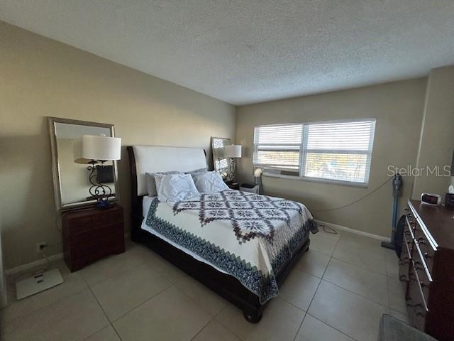880 Mandalay Avenue - Photo 33