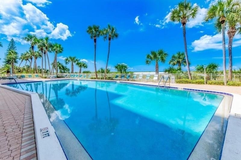1270 Gulf Boulevard - Photo 33