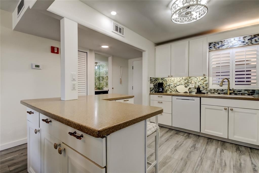 1270 Gulf Boulevard - Photo 11