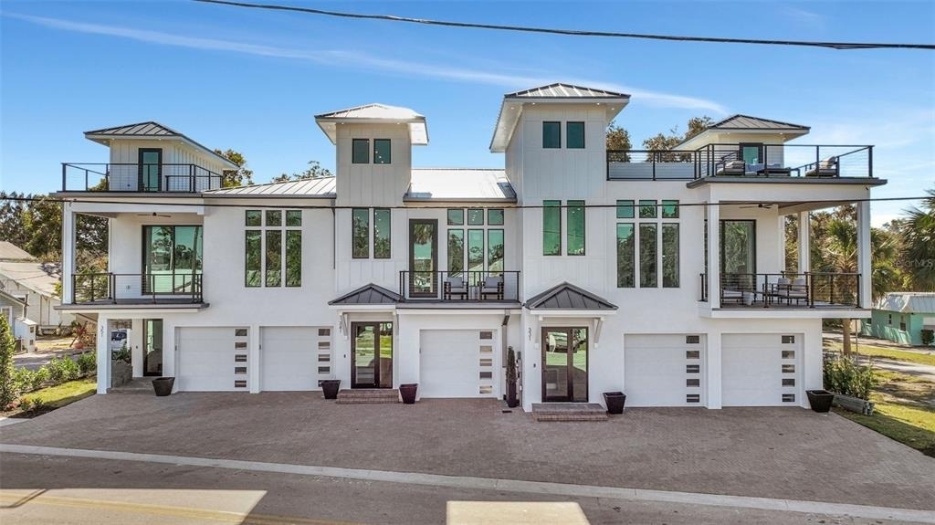 341 Albert Street - Photo 0