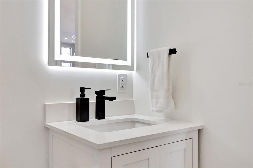 341 Albert Street - Photo 44