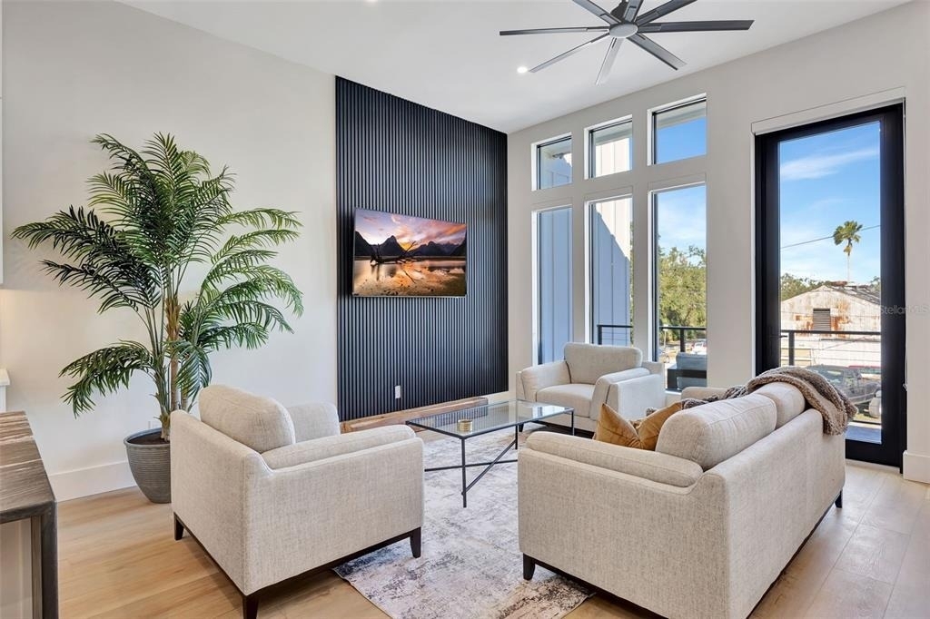 341 Albert Street - Photo 15
