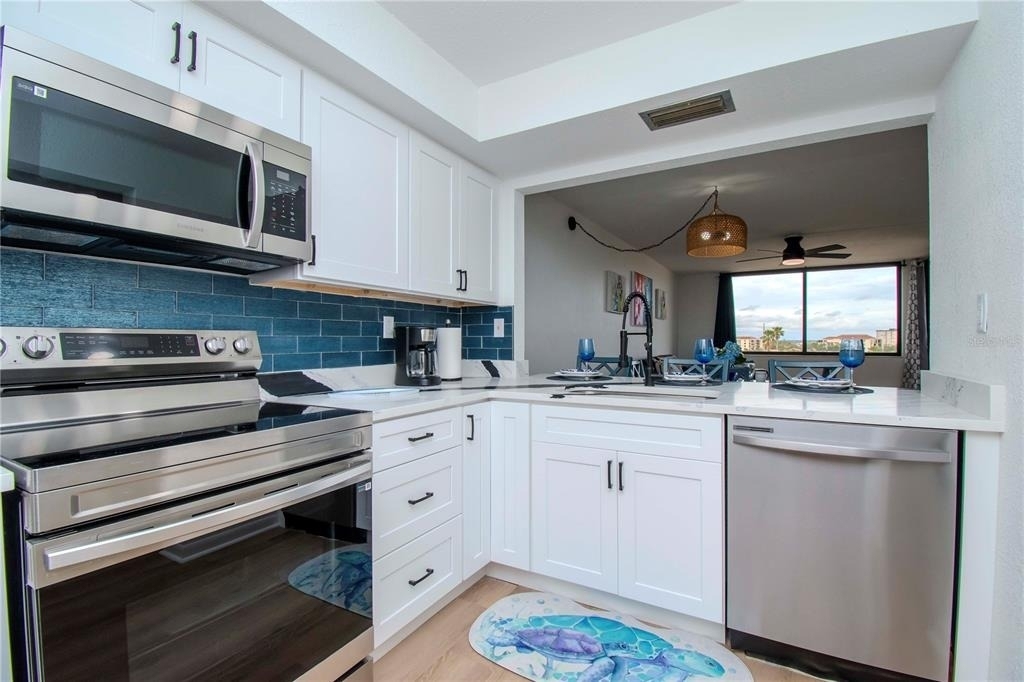 6361 Bahia Del Mar Boulevard - Photo 4