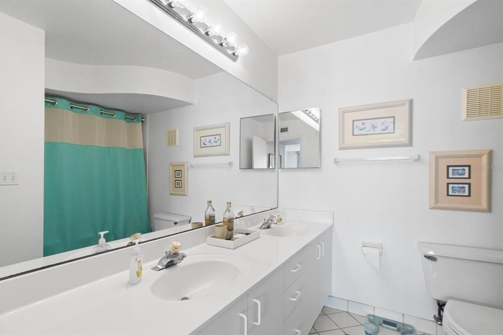 6093 Bahia Del Mar Circle - Photo 21